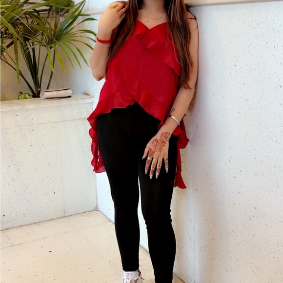 Red Ruffled Sleeveless Top - Picture 2 of 2